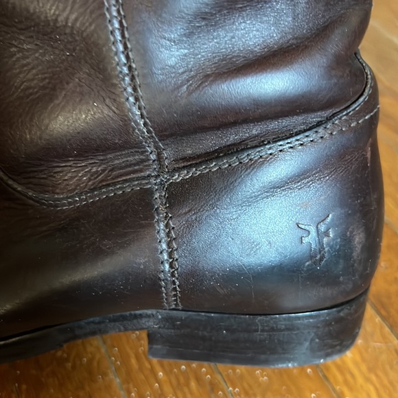 Frye tall riding boots. 8.5 - Picture 5 of 8